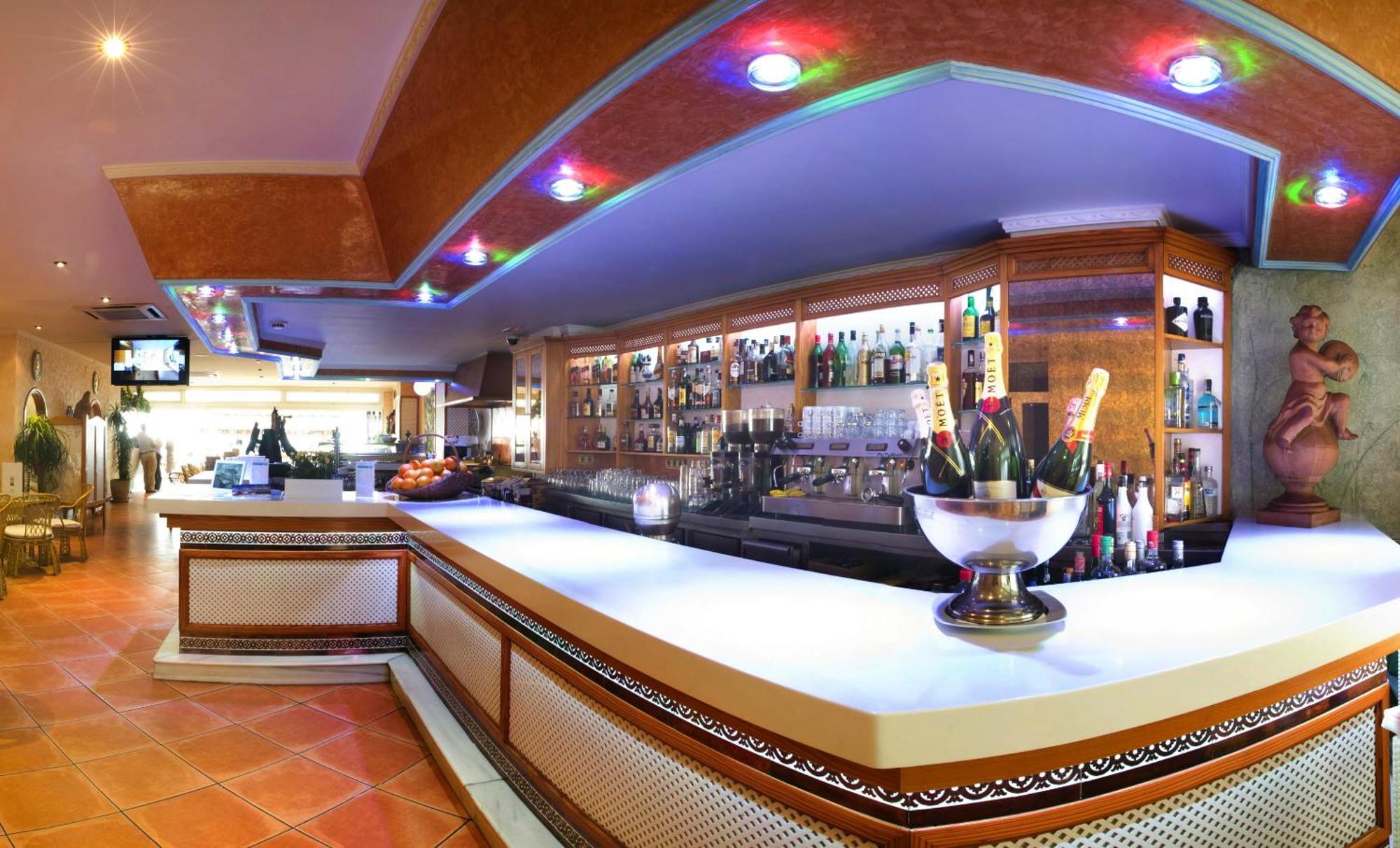 Playa Miguel Beach Club Τορρεμολίνος Εξωτερικό φωτογραφία